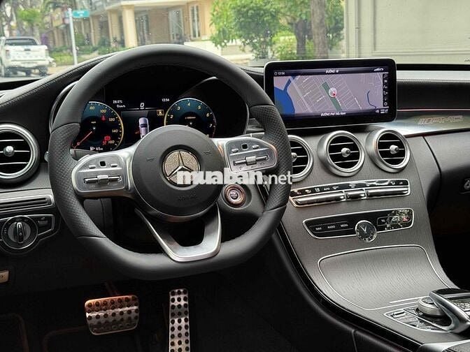 Mercedes C300 AMG model 2021