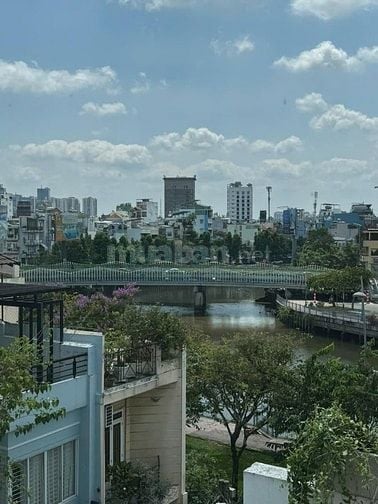 BÁN NHÀ ĐẸP NGUYỄN VĂN NGUYỄN, P.TÂN ĐỊNH, Q.1