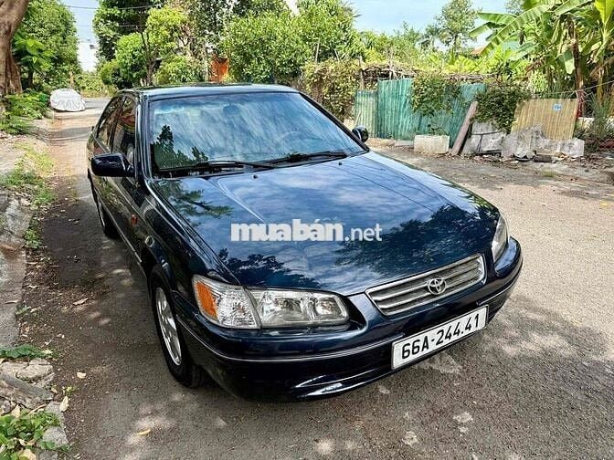 Toyota Camry 1998 GLi 2.2 AT số tự động rất đẹp