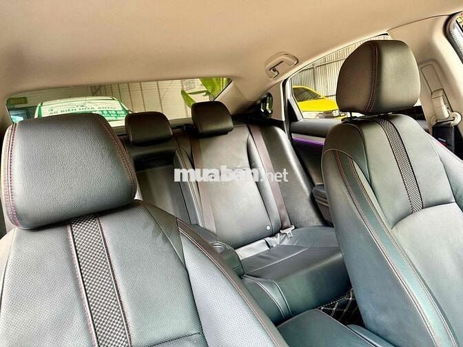 Honda Civic 2020 1.5RS - 48000 km