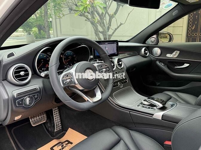 Mercedes C300 AMG model 2021