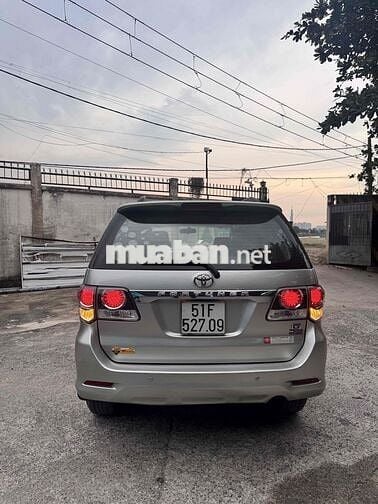 Toyota Fortuner 2015 2.5G - 140000 km