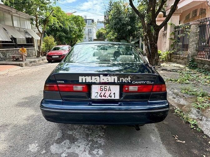 Toyota Camry 1998 GLi 2.2 AT số tự động rất đẹp