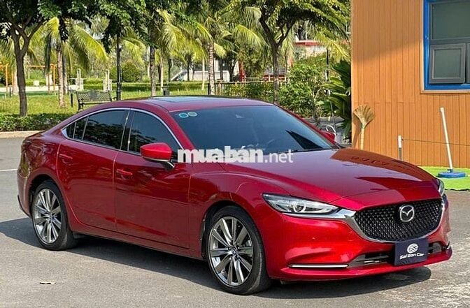 Mazda 6 2021 2.0 Premium chuẩn 3vkm chỉ 6xx