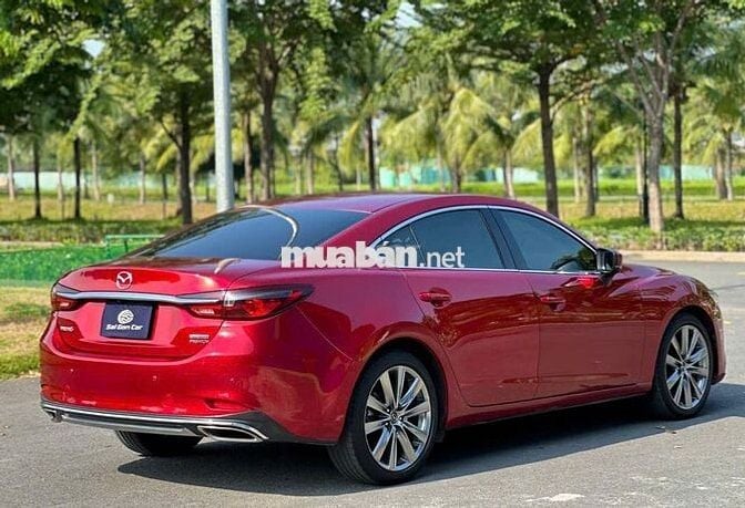 Mazda 6 2021 2.0 Premium chuẩn 3vkm chỉ 6xx