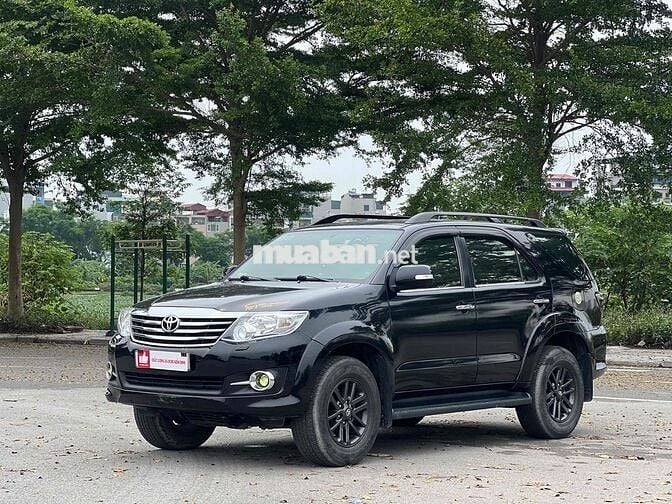 Toyota Fortuner 2015 2.7V 4x4 - 100000 km