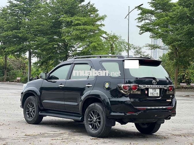 Toyota Fortuner 2015 2.7V 4x4 - 100000 km
