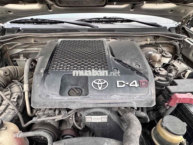 Toyota Fortuner 2015 2.5G - 140000 km