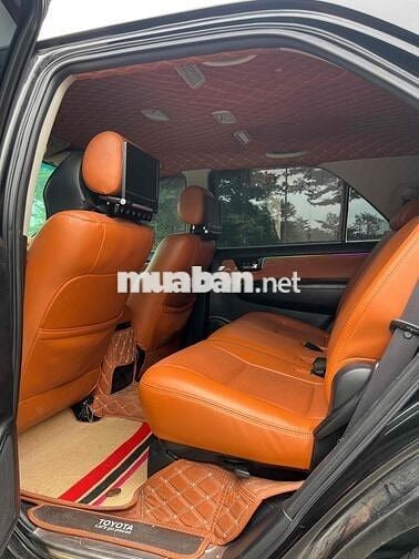 Toyota Fortuner 2015 2.7V 4x4 - 100000 km