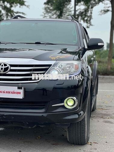 Toyota Fortuner 2015 2.7V 4x4 - 100000 km