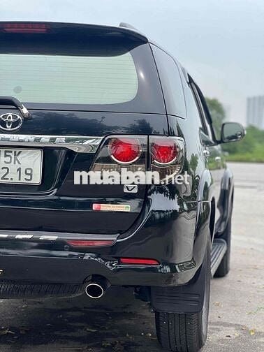 Toyota Fortuner 2015 2.7V 4x4 - 100000 km