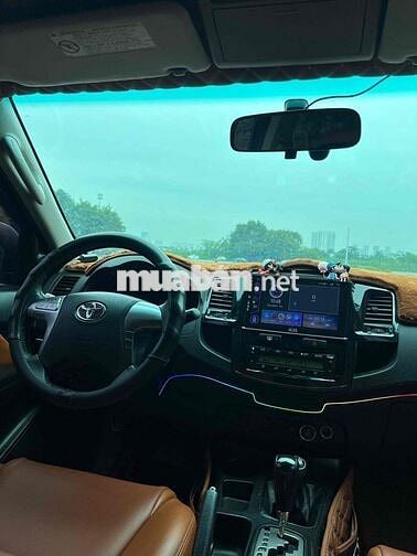 Toyota Fortuner 2015 2.7V 4x4 - 100000 km