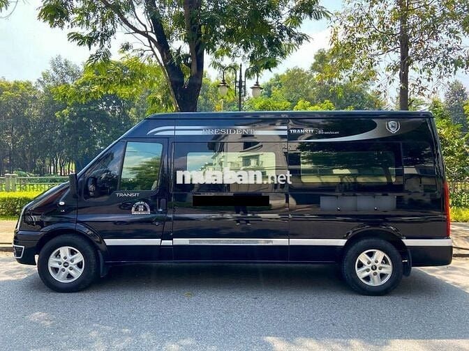 Bán xe Ford Transit 2021 Limousine màu đen