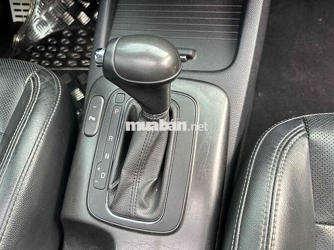 Kia K3 2015 2.0 AT - 70 km