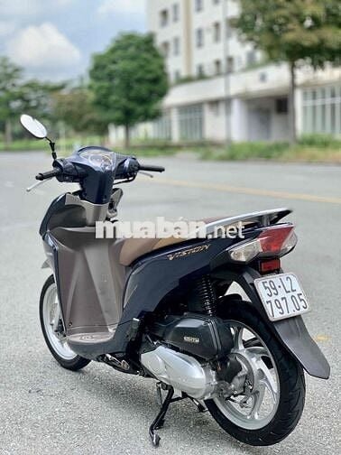 Vision 2018 Smartkey đẹp BSTP 21k km chính chủo