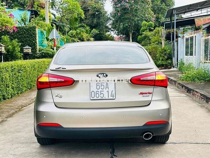 Kia K3 2015 2.0 AT - 70 km