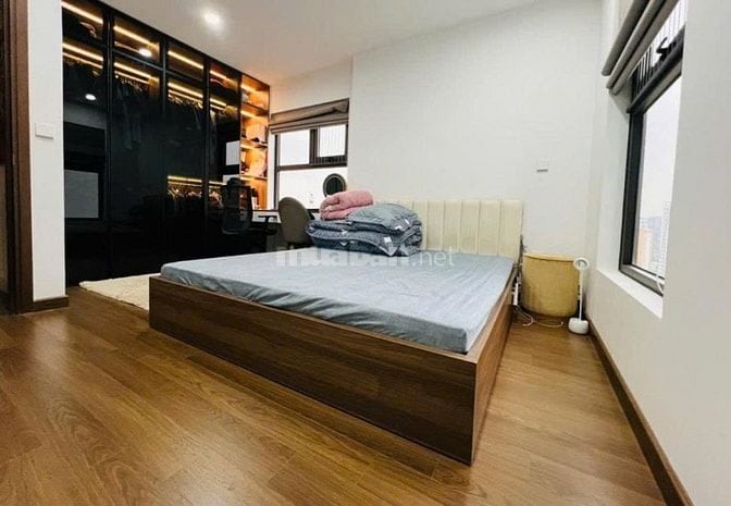 Bán CHCC Ba Hàng 282 Lĩnh Nam, 120m², 3 Ngủ, Lô Góc View Hồ, 5.15 Tỷ