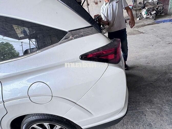 Toyota Veloz Cross 2023 lướt 4 vạn xe full đồ chơi