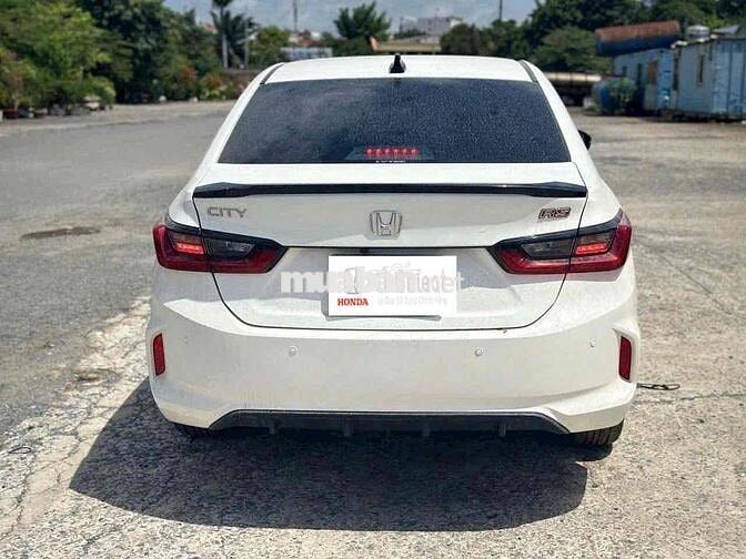 Honda City Rs Trắng 2021- 4500 km, hàng cọp, hiếm