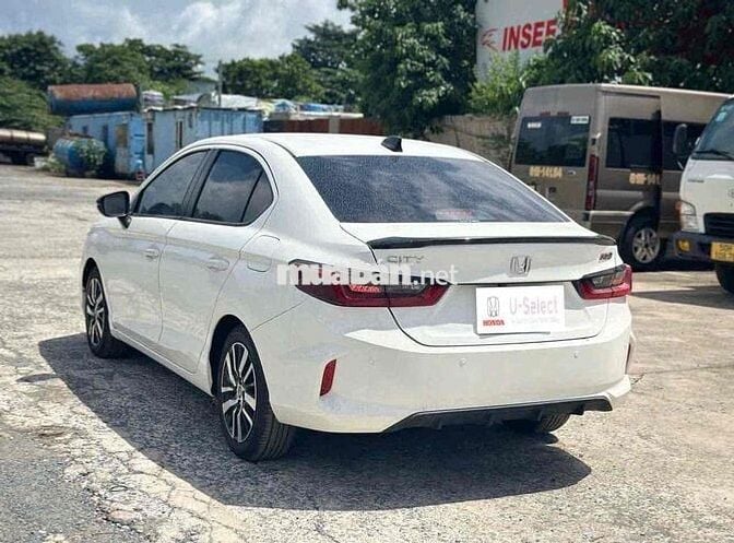 Honda City Rs Trắng 2021- 4500 km, hàng cọp, hiếm
