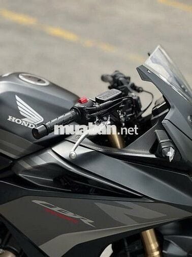 CÔN TAY HONDA CBR500R 2023 ĐEN " XE LƯỚT "