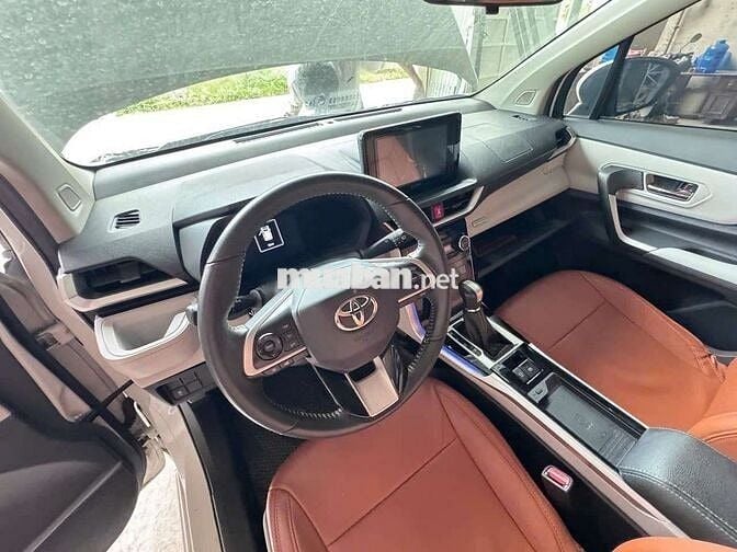 Toyota Veloz Cross 2023 lướt 4 vạn xe full đồ chơi
