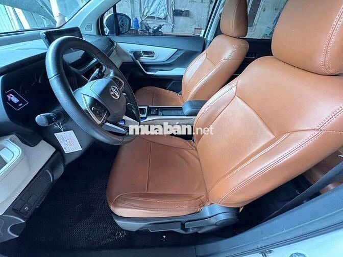 Toyota Veloz Cross 2023 lướt 4 vạn xe full đồ chơi