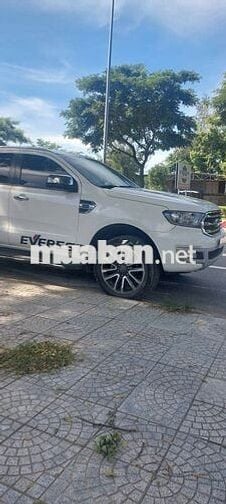 Ford Everest 2018 Titanium 2.0L 4x2 AT - 118000 km