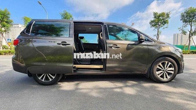 Kia Sedona 2016 - 160000 km