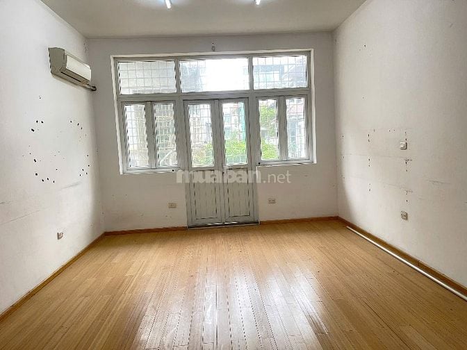 Chính Chủ Bán Nhà Liền Kề Tại 43/1 Kim Đồng, Phân Lô - Ô Tô - Vỉa Hè.