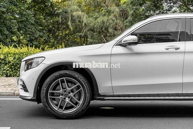 GLC300 AMG Model 2019 cá nhân full kịch bảo dưỡng