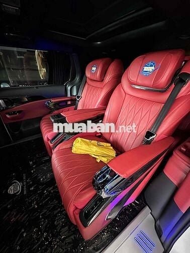 Kia Carnival 2024 2.2D Signature 7 ghế - 4567 km