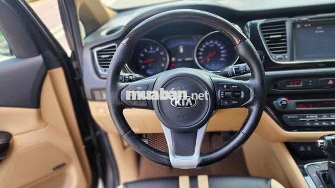 Kia Sedona 2016 - 160000 km