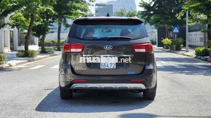 Kia Sedona 2016 - 160000 km