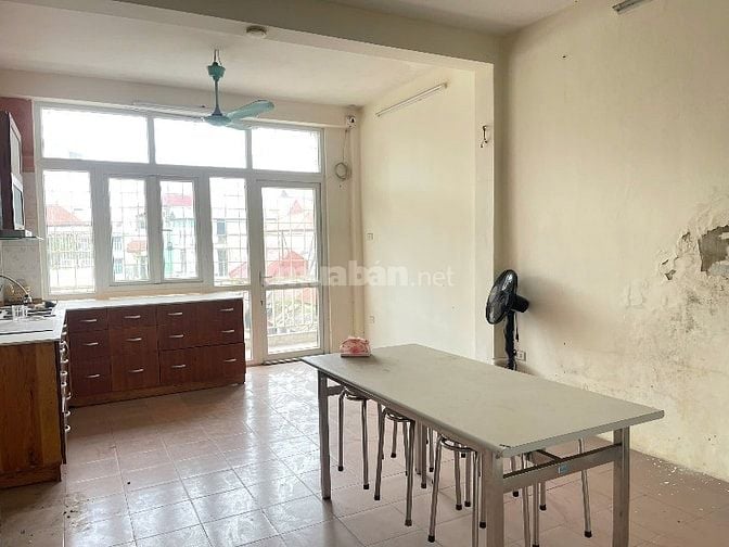 Chính Chủ Bán Nhà Liền Kề Tại 43/1 Kim Đồng, Phân Lô - Ô Tô - Vỉa Hè.