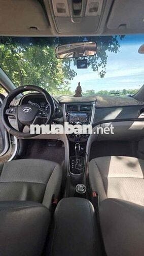 Hyundai Accent 2015 1.4 AT - 66000 km
