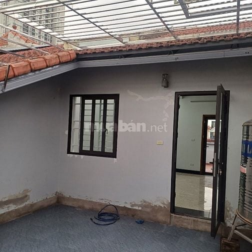 Chính chủ cho thuê liền kề làng Việt Kiều Châu Âu dt95m2 x 4 tầng