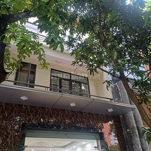 Chính chủ cho thuê liền kề làng Việt Kiều Châu Âu dt95m2 x 4 tầng