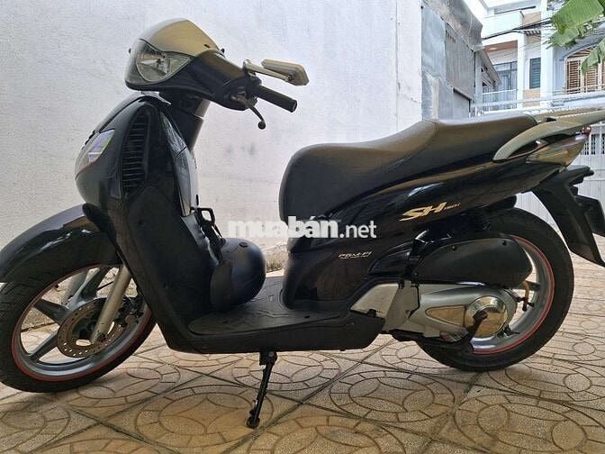 Xe sh150i nhập khẩu ý chính chủ máy êm.xe gia đình