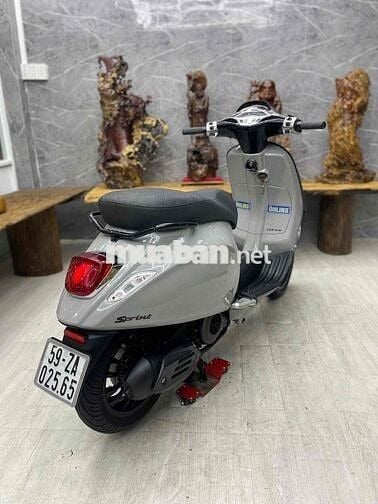 👉Vespa Sprint 2018 có cccd chủ máy bao êm
