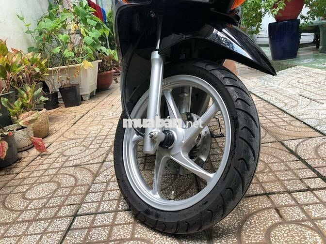 Honda Click đời 2009 màu đen nguyên zin đẹp BSTP