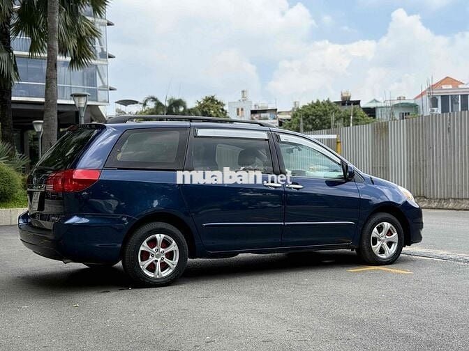 Toyota Sienna LE 2003 - 100000 km