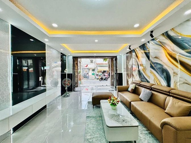 Nhà 3 lầu tuyệt đẹp Cao Cấp Mặt tiền kinh doanh Đường Số 4, P16, GV