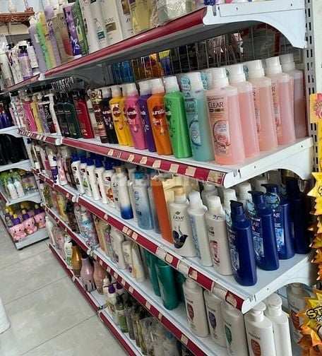 TUYỂN GẤP NHÂN VIÊN TẠI CỬA HÀNG