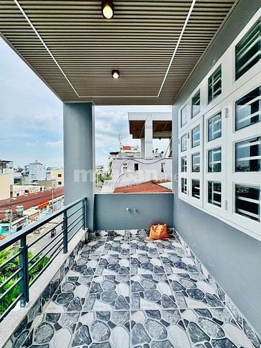 Nhà 3 lầu tuyệt đẹp Cao Cấp Mặt tiền kinh doanh Đường Số 4, P16, GV