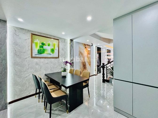 Nhà 3 lầu tuyệt đẹp Cao Cấp Mặt tiền kinh doanh Đường Số 4, P16, GV