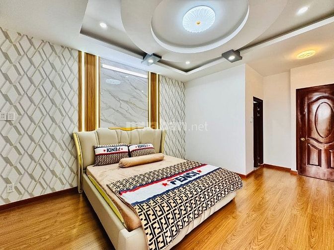 Nhà 3 lầu tuyệt đẹp Cao Cấp Mặt tiền kinh doanh Đường Số 4, P16, GV