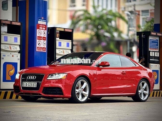 Audi A5 2009 2.0T S-line Quattro - 79000 km