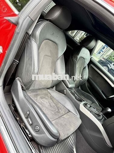 Audi A5 2009 2.0T S-line Quattro - 79000 km
