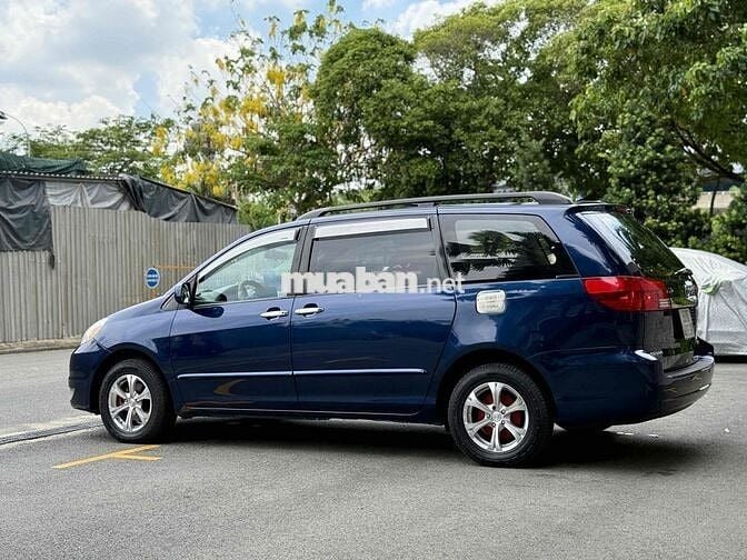 Toyota Sienna LE 2003 - 100000 km